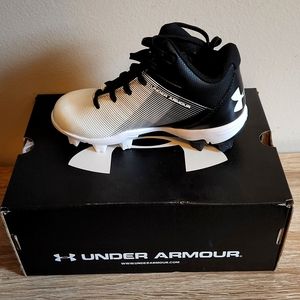 Under Armour Cleats size 10c boys